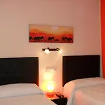Lo Monte Hotel *