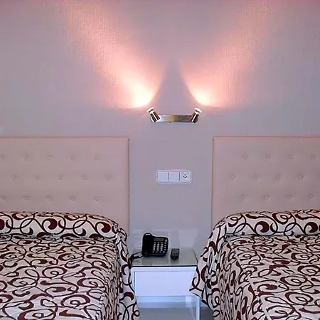 Hotel Lo Monte *