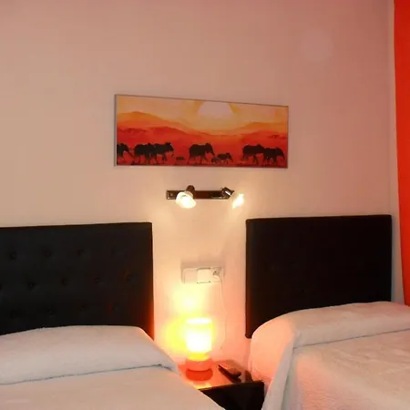 Lo Monte Hotel *