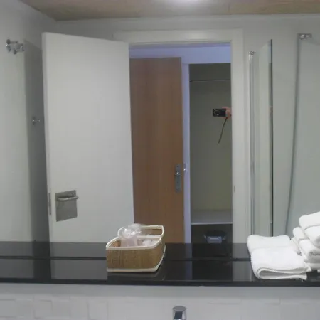 Lo Monte 필라데라호라다다